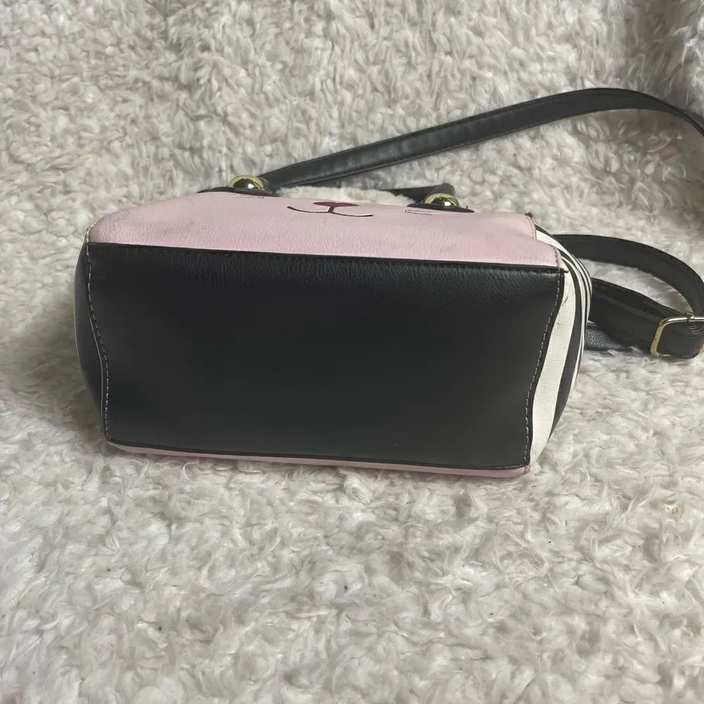 Betsey Johnson unicorn kitty small/crossbody bag  pink,black & white stripes - Picture 4 of 9